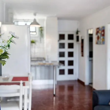 111 El Dorado Americas Apartman *